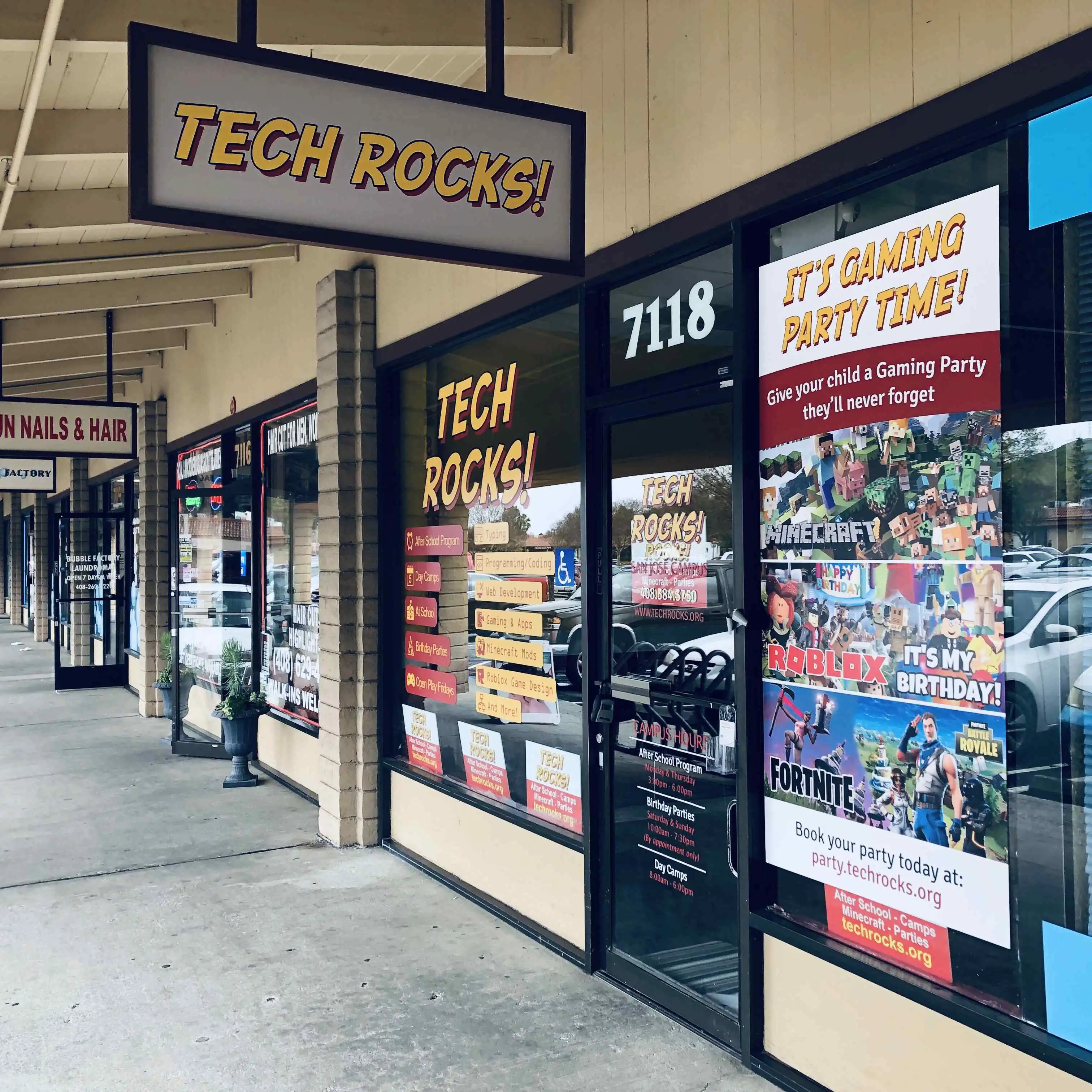 Tech Rocks retail window graphics digital print San Jose — Clear Line Signs