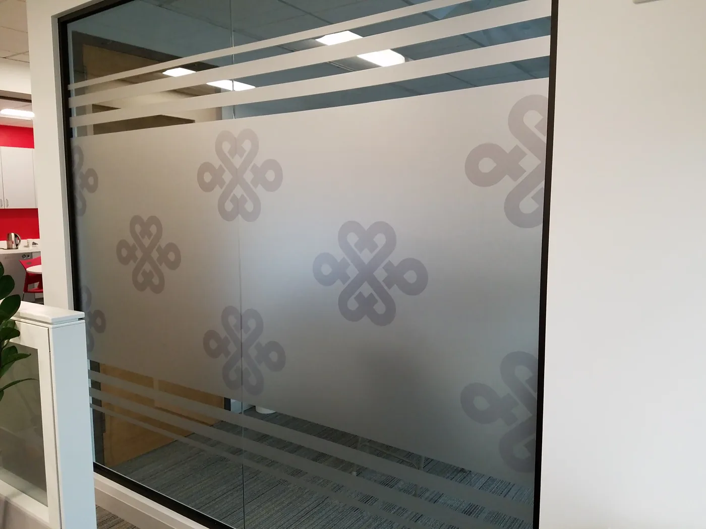 Custom pattern frosted vinyl on conference room glass partition — China Unicom, Silicon Valley